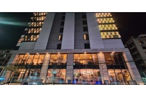 Best Western PLUS Maya - Luxury Airport Hotel