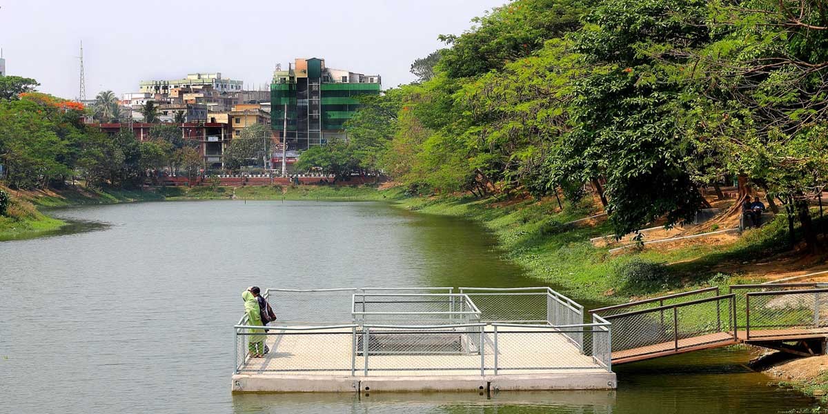 Dhanmondi Lake