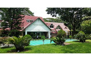 Pakshi Resort